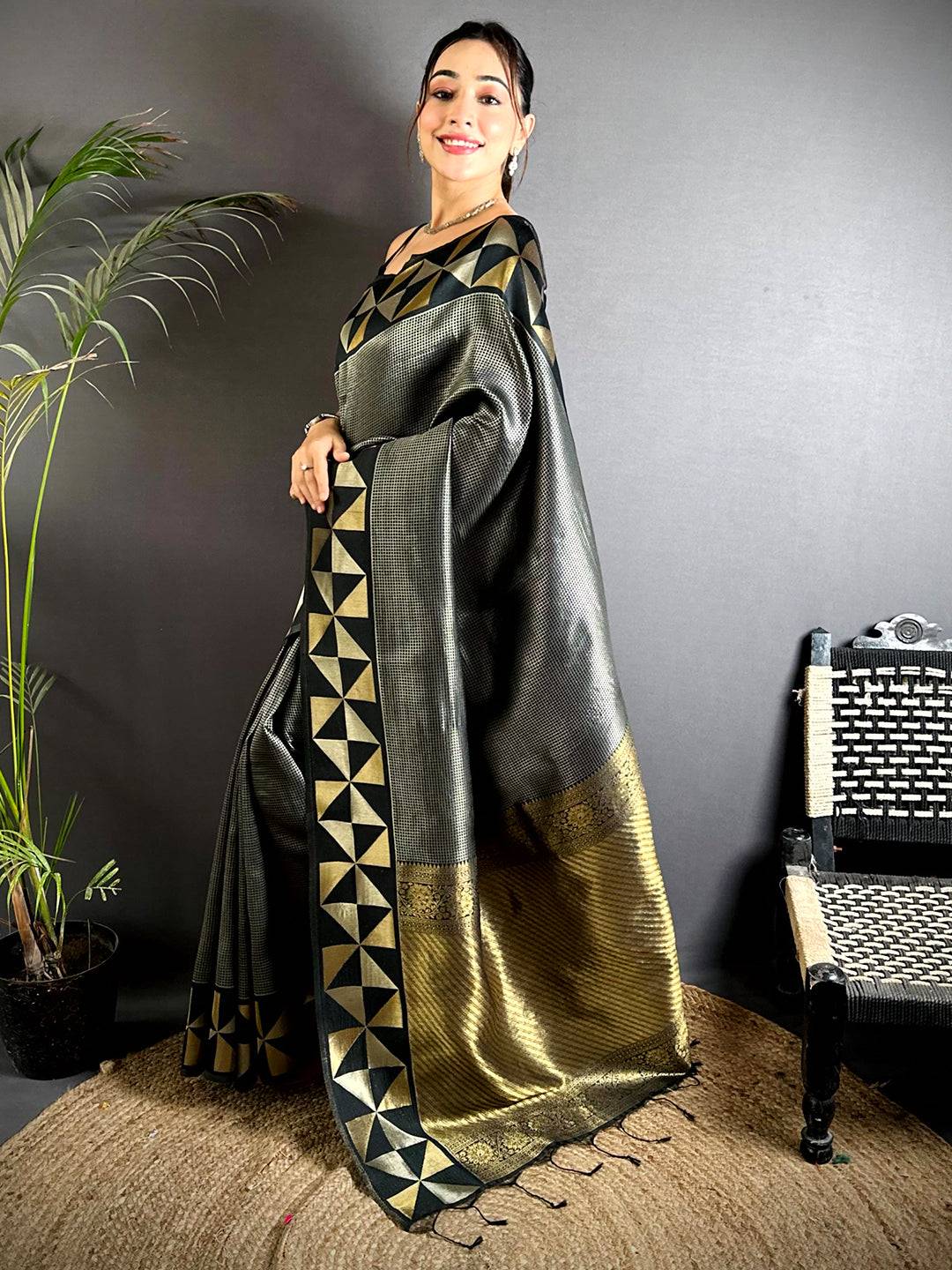 Black Sona Chandi Weave Katan Silk Pattu Saree