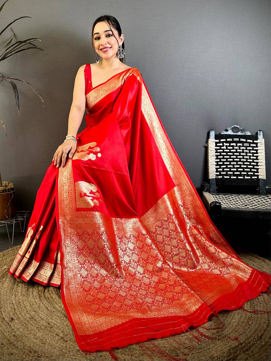 Mashru Satin Zari Weaving Kanchi Border Pattu Saree
