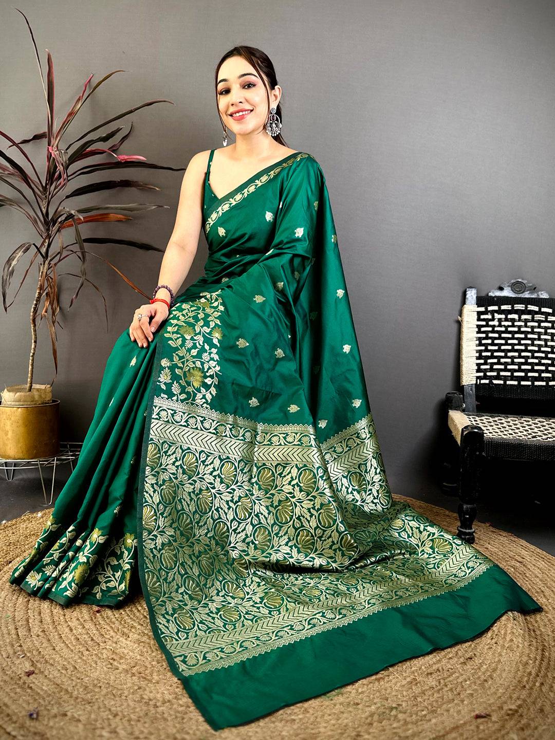 Emerald Green Soft Silk Kanjivaram Pattu Saree