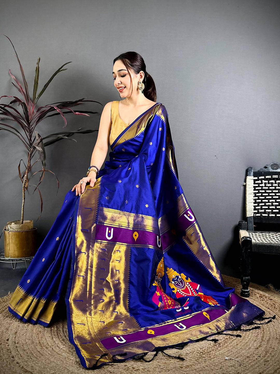 Royal Blue Gold Zari Soft Silk Pattu Saree