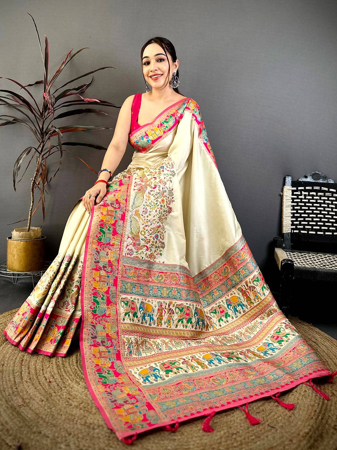 White Pashmina Weave Semi Silk Pattu Saree