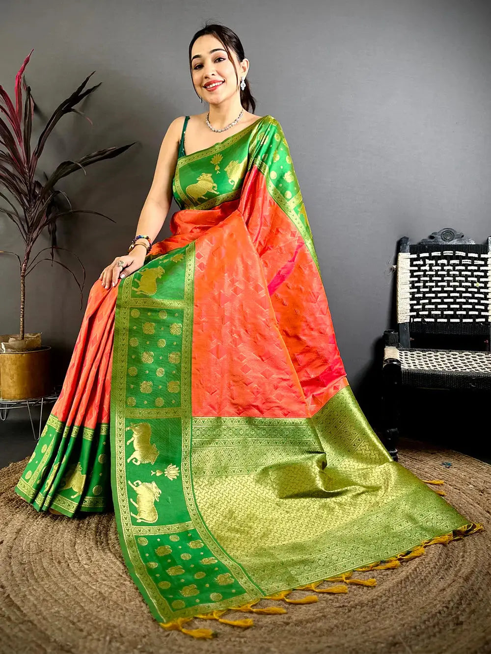 Heritage Aura Dual Tone Silk Patttu Saree
