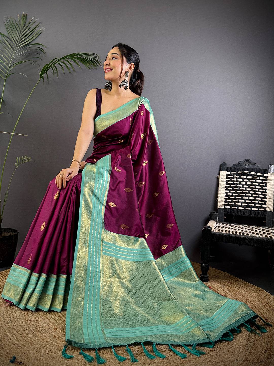 Royal Wine Soft Silk Tilak Butti Pattu Saree