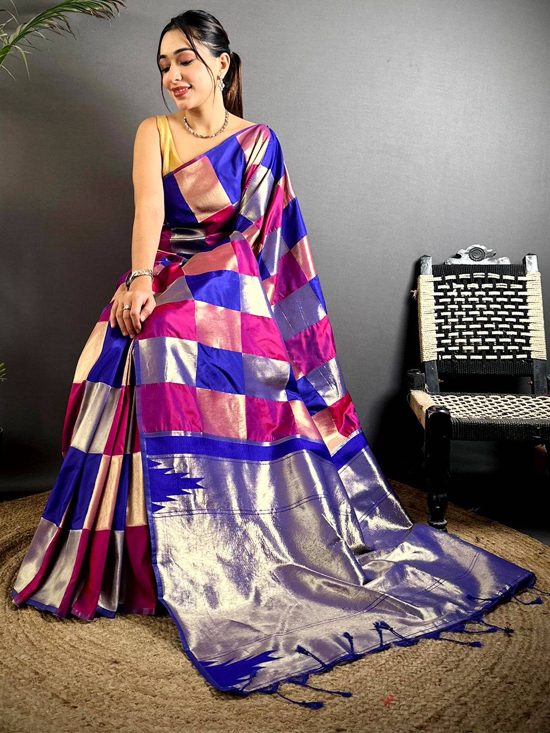 Square Grace Kanjivaram Silk Pattu Saree
