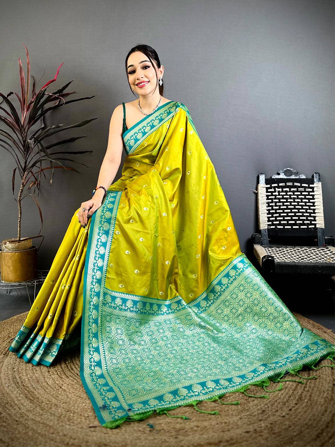 Regal Lime Yellow Gadwal Border Pattu Saree