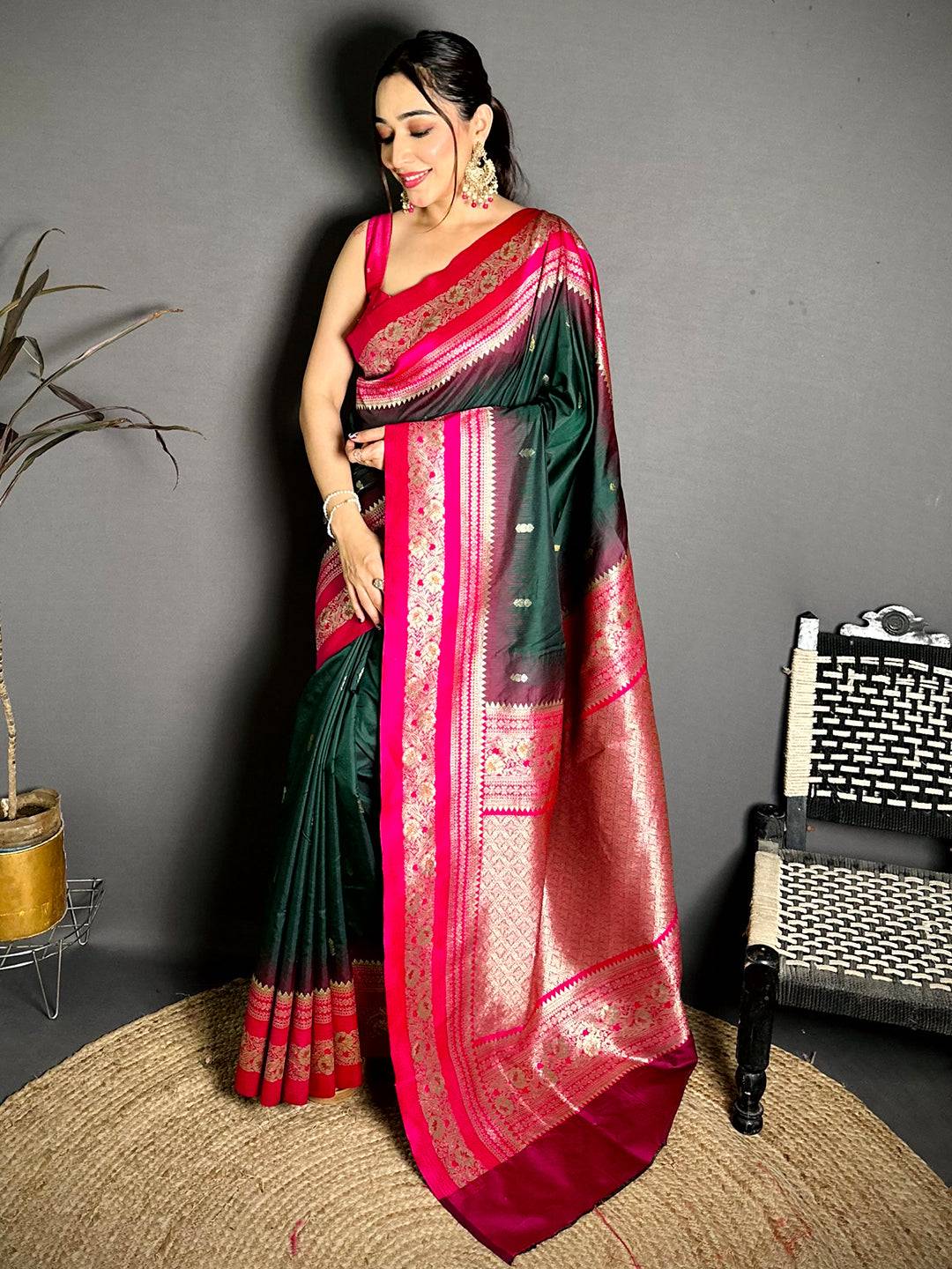 Gold Zari Woven Bottle Green Soft Silk Pattu Saree