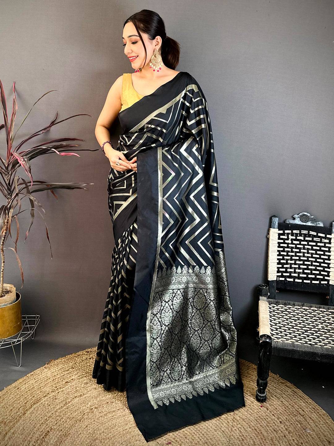 Black Geometric Zari Weave Banarasi Pattu Saree
