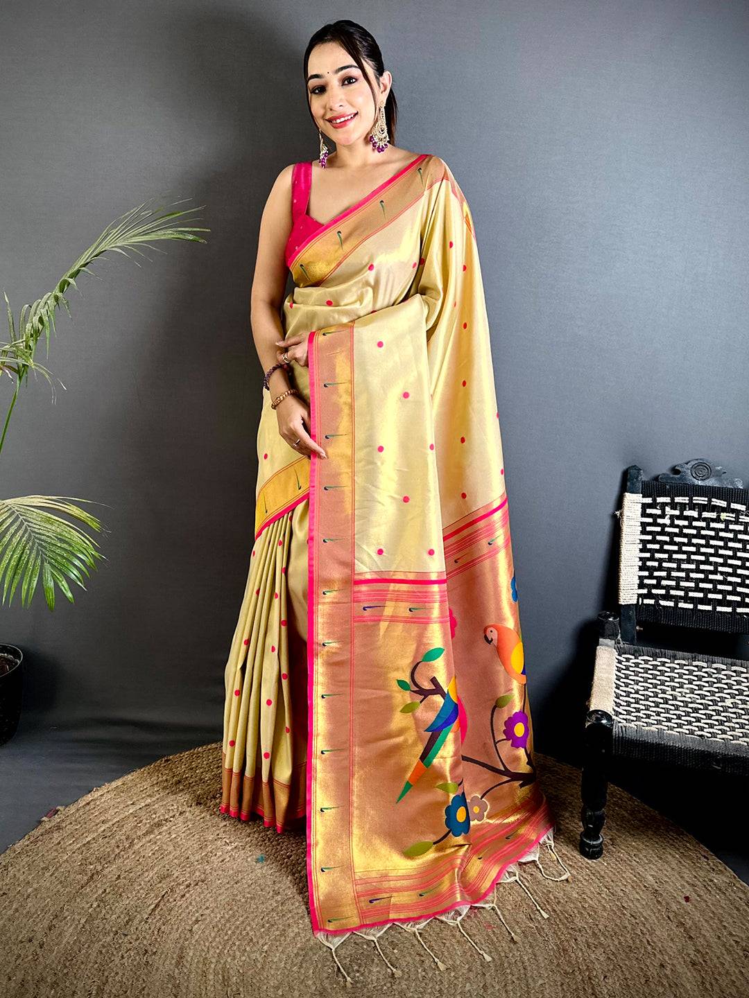 Cream Glass Tissue Yevla Paithani Pattu Saree