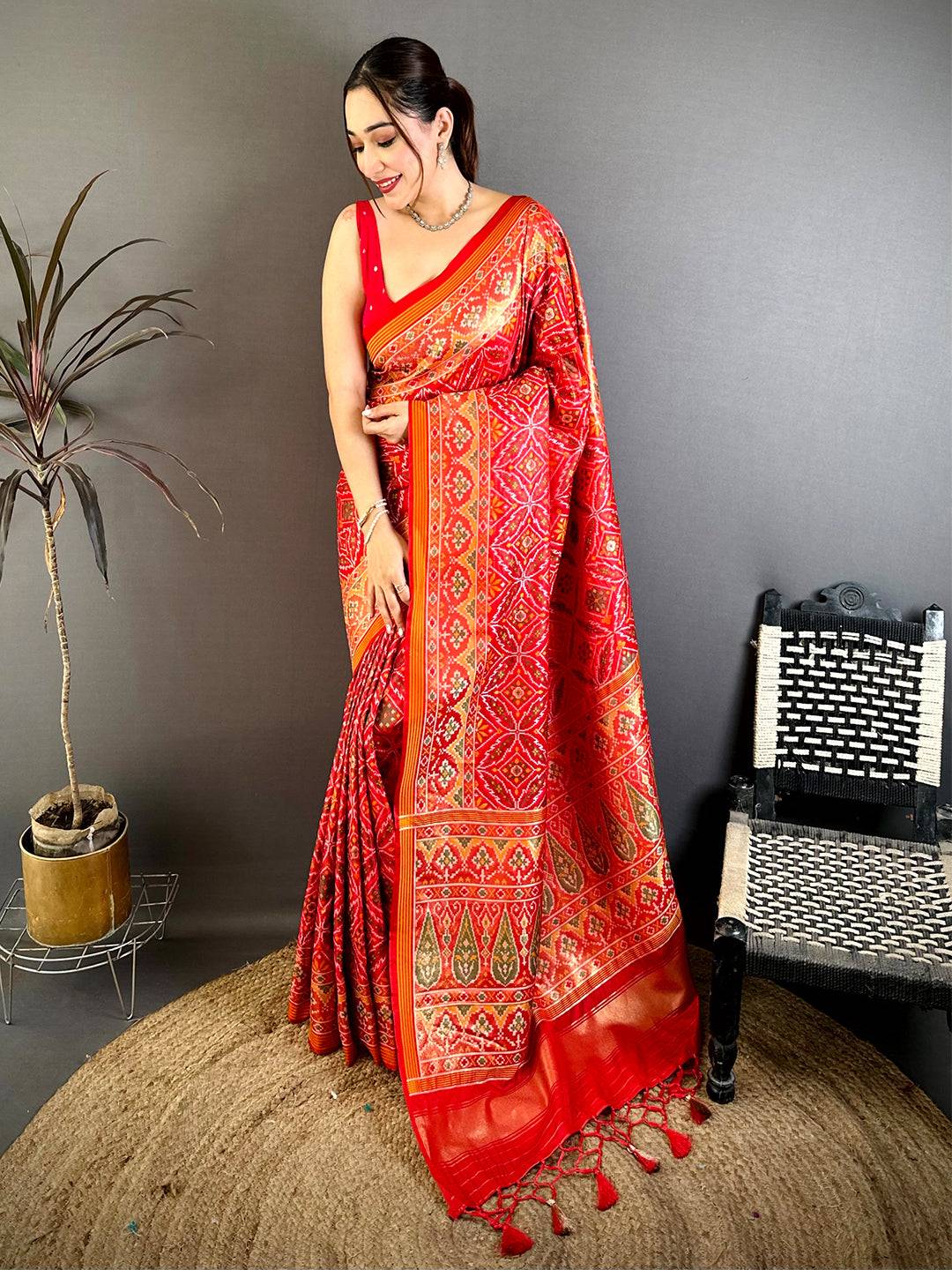 Classic Semi Ikkat Patola Kanchi Zari Pattu Saree