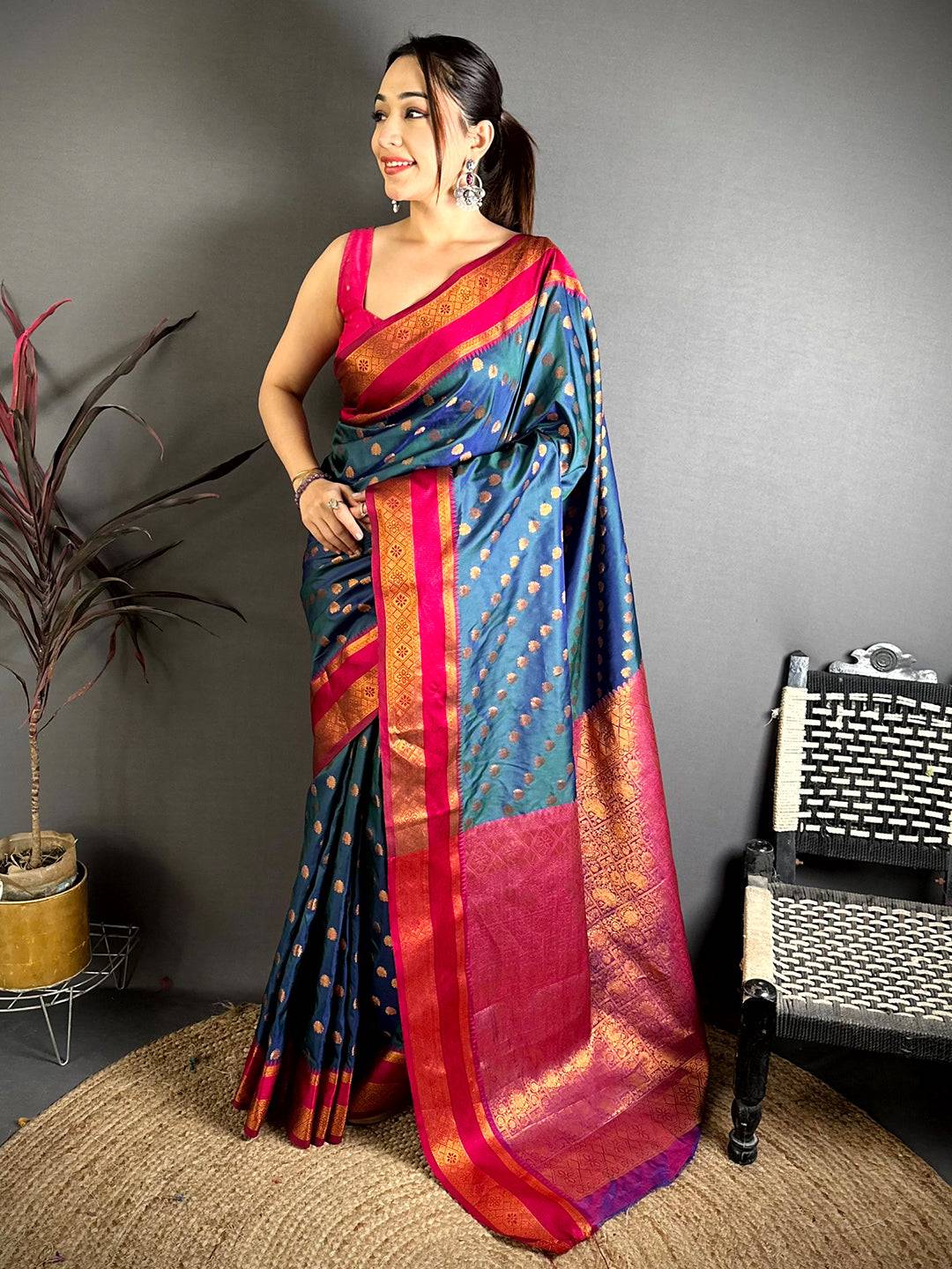 Royal Bantex Border Banarasi Pattu Saree

