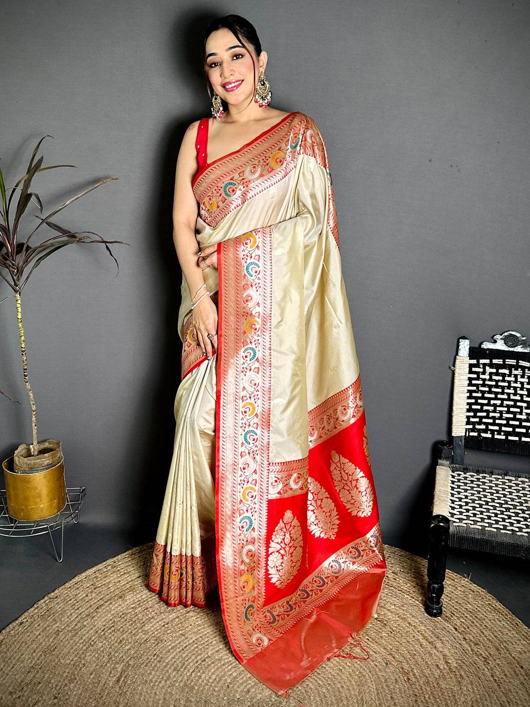 Cream Soft Silk Kanjivaram Pattu Saree