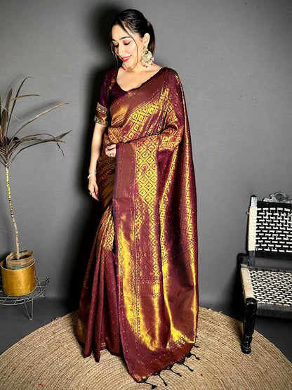Classic Soft Silk Geometric Woven Pattu Saree