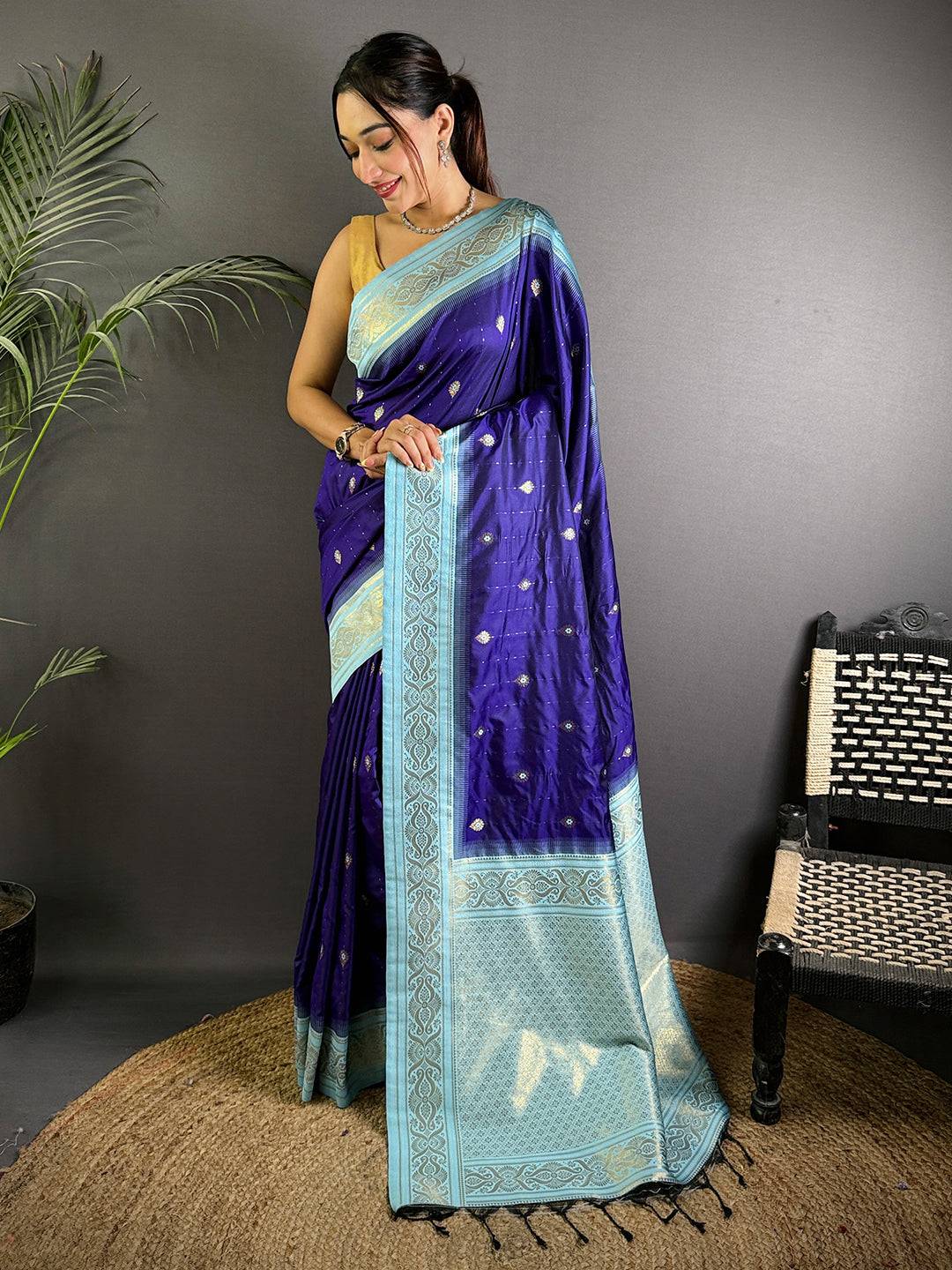 Traditional Purple Gadwal Soft Silk Pattu Saree