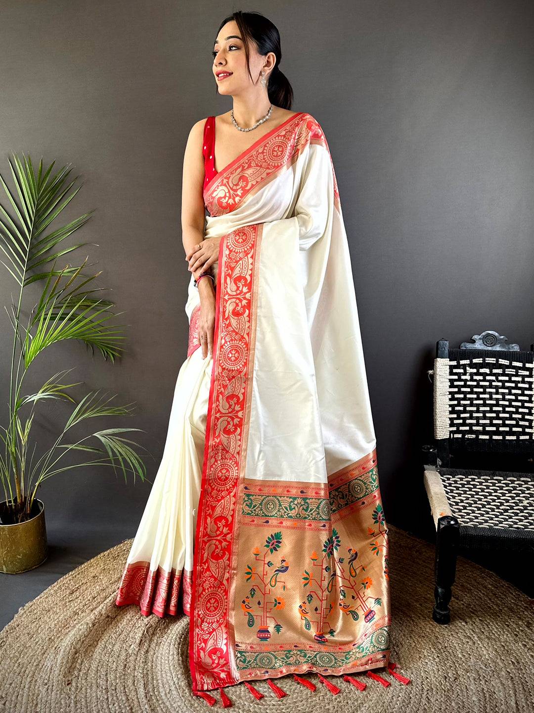 White Soft Silk Yevla Pathani Pattu Saree


