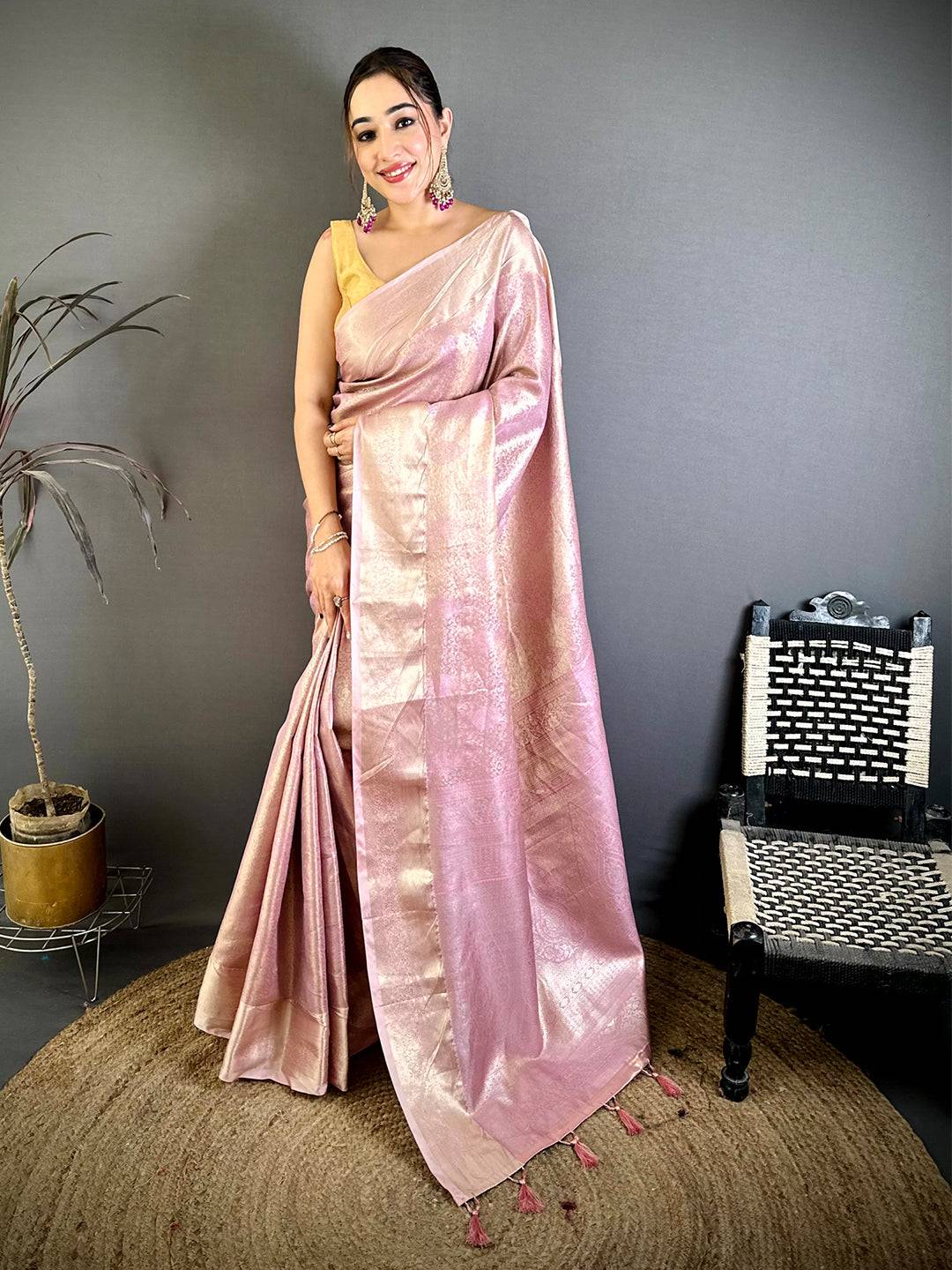 Classic Kanjivaram Zari Tissue Rich Pallu Pattu Saree
