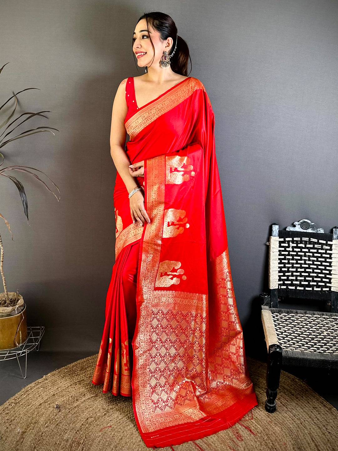 Mashru Satin Zari Weaving Kanchi Border Pattu Saree