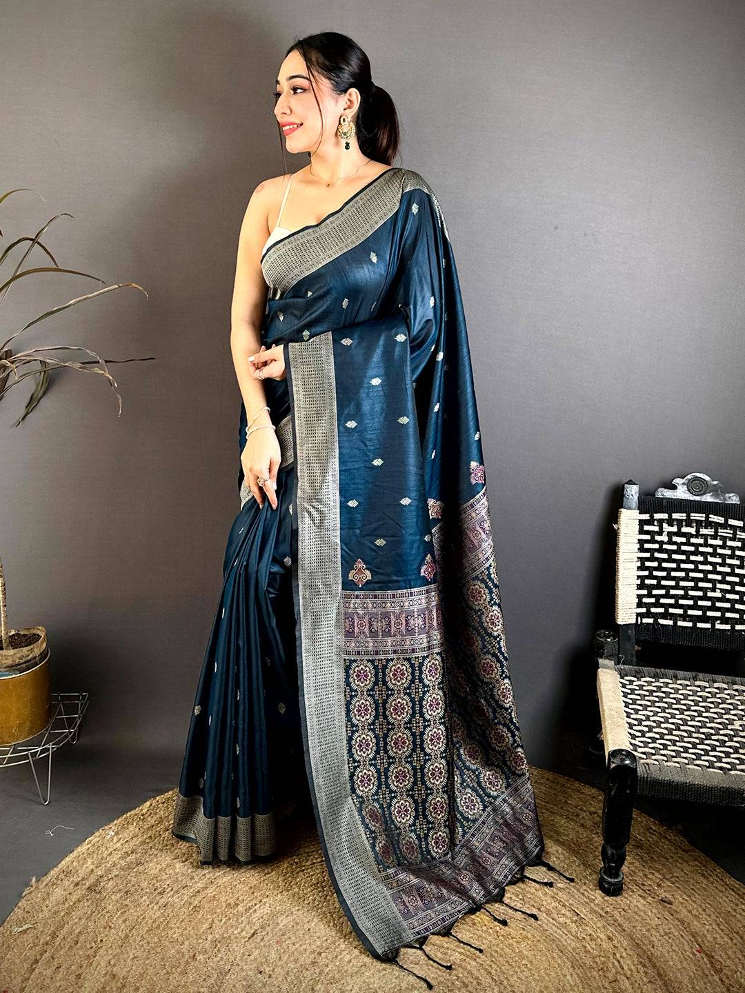 Celebrity Katan Silk Thread Work Pattu Saree