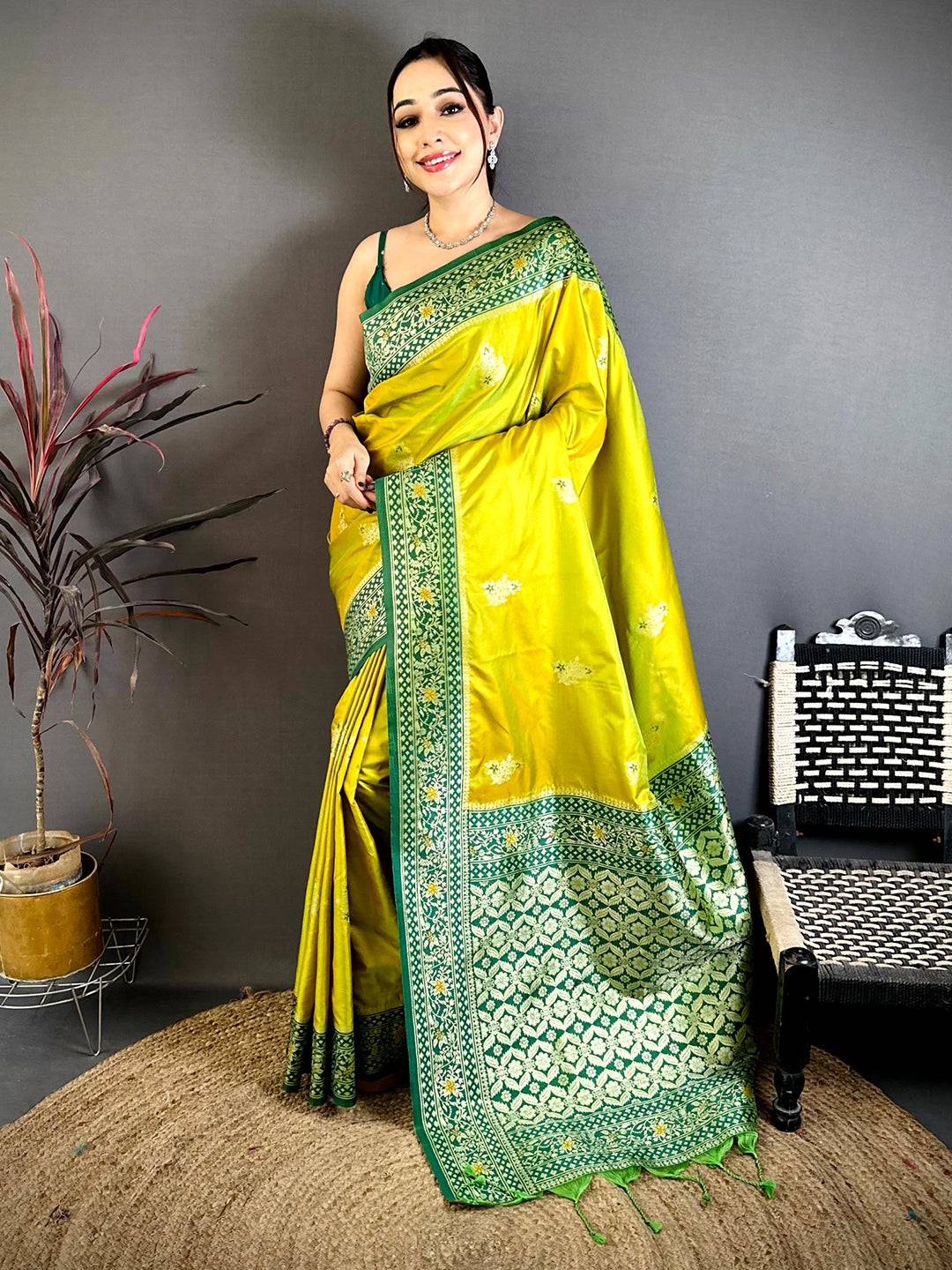 Lime Yellow Grace Gadwal Silk Pattu Saree