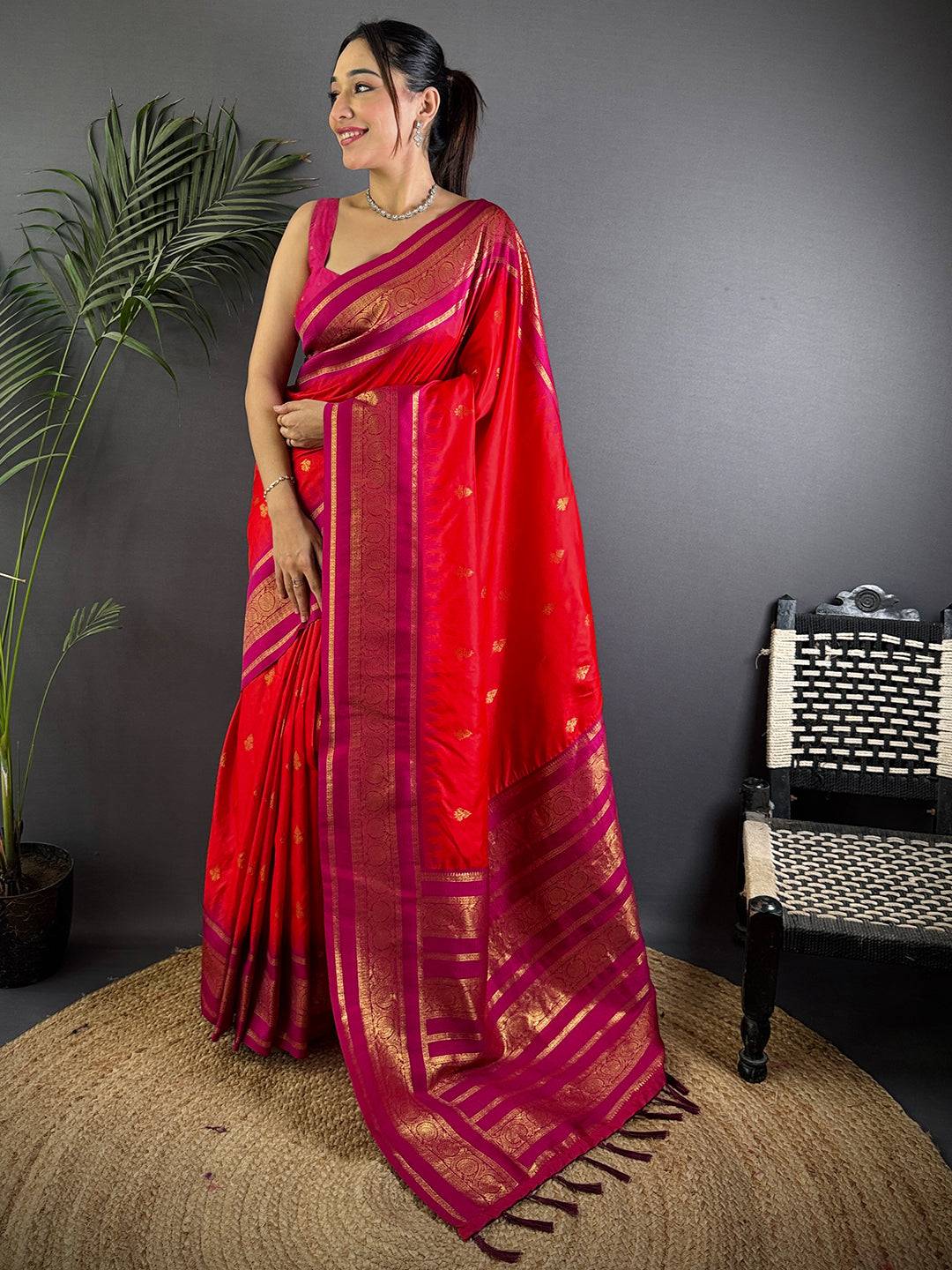 Rose Red Gadwal Border Soft Silk Pattu Saree