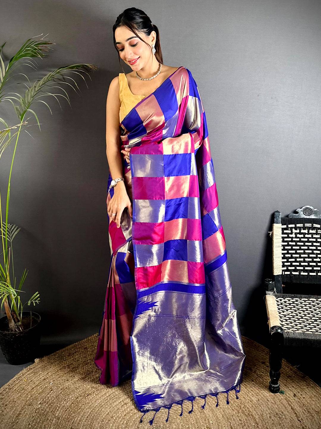 Square Grace Kanjivaram Silk Pattu Saree