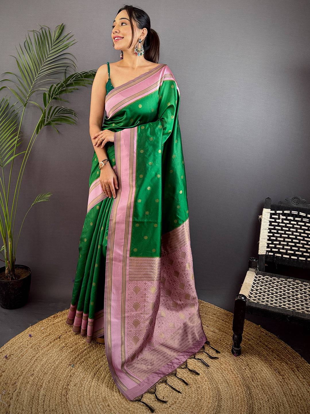 Green Silk Blend Floral Pattu Saree