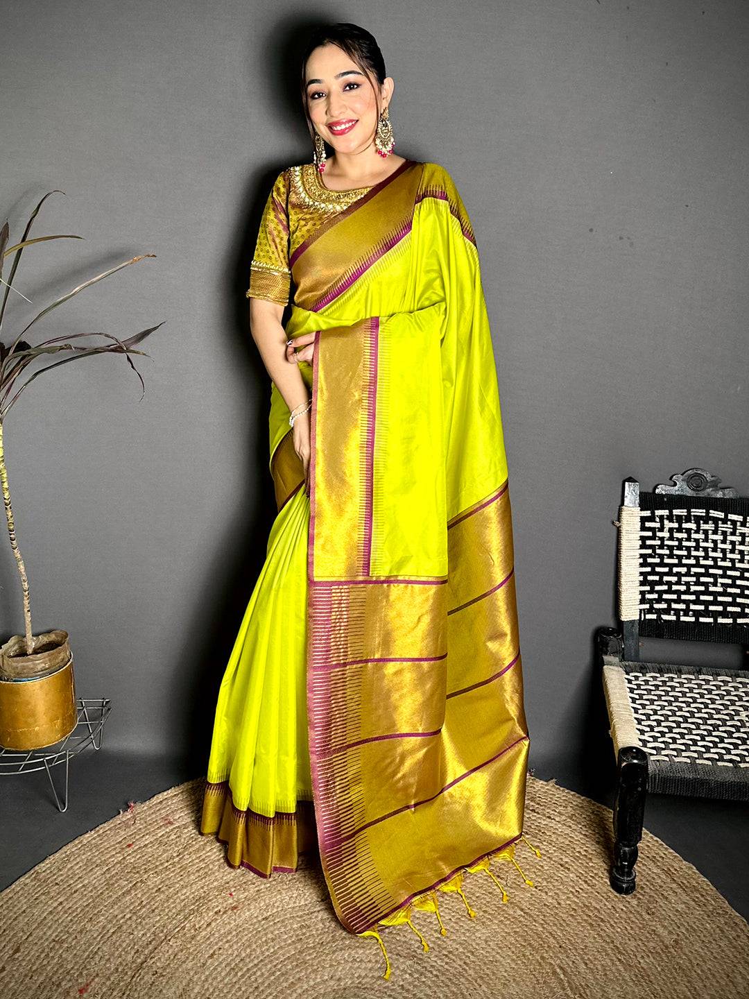 Elegant Soft Silk Solid Border Pattu Saree
