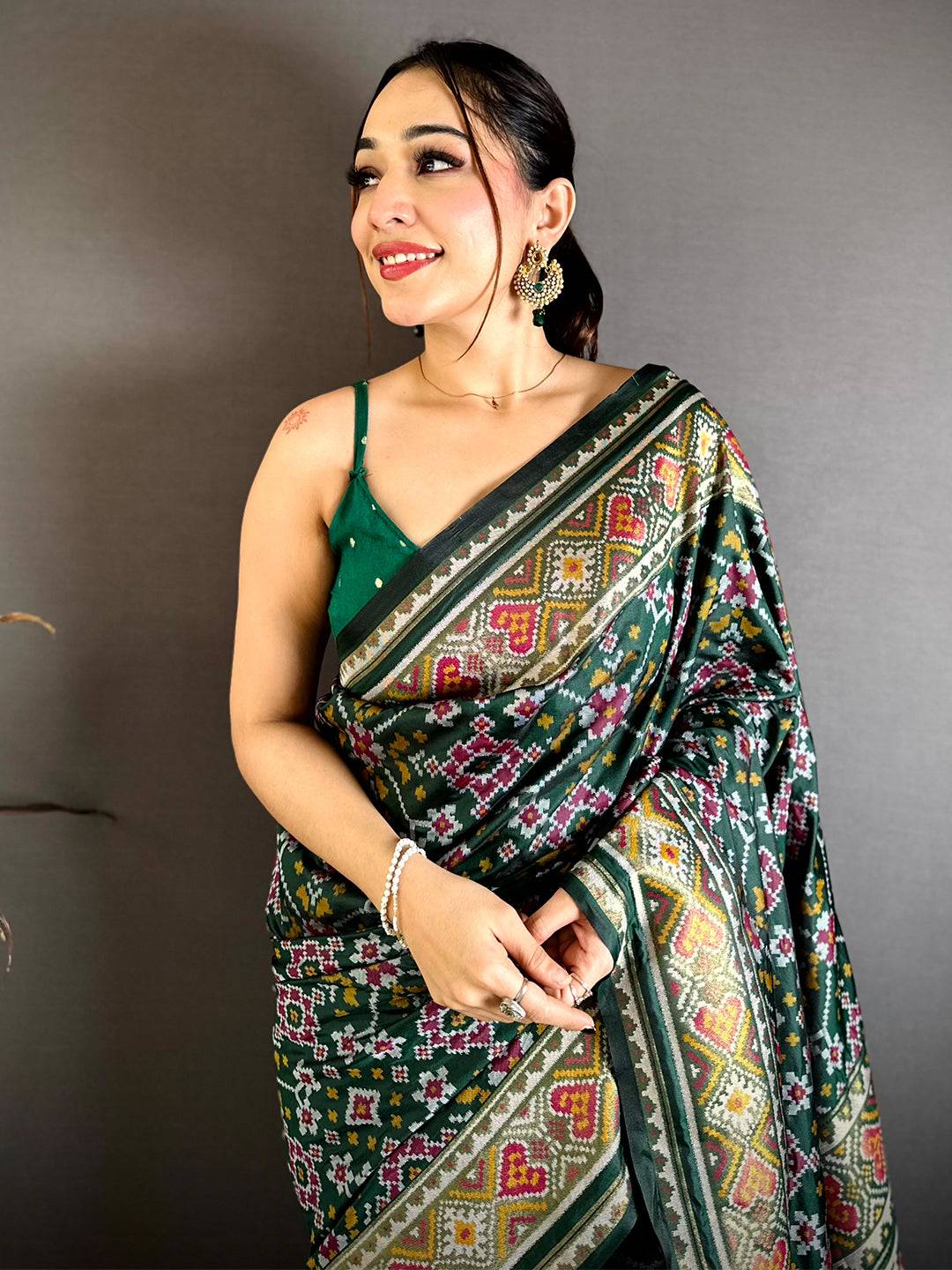 Green Patola Weaving Semi Silk Pattu Saree