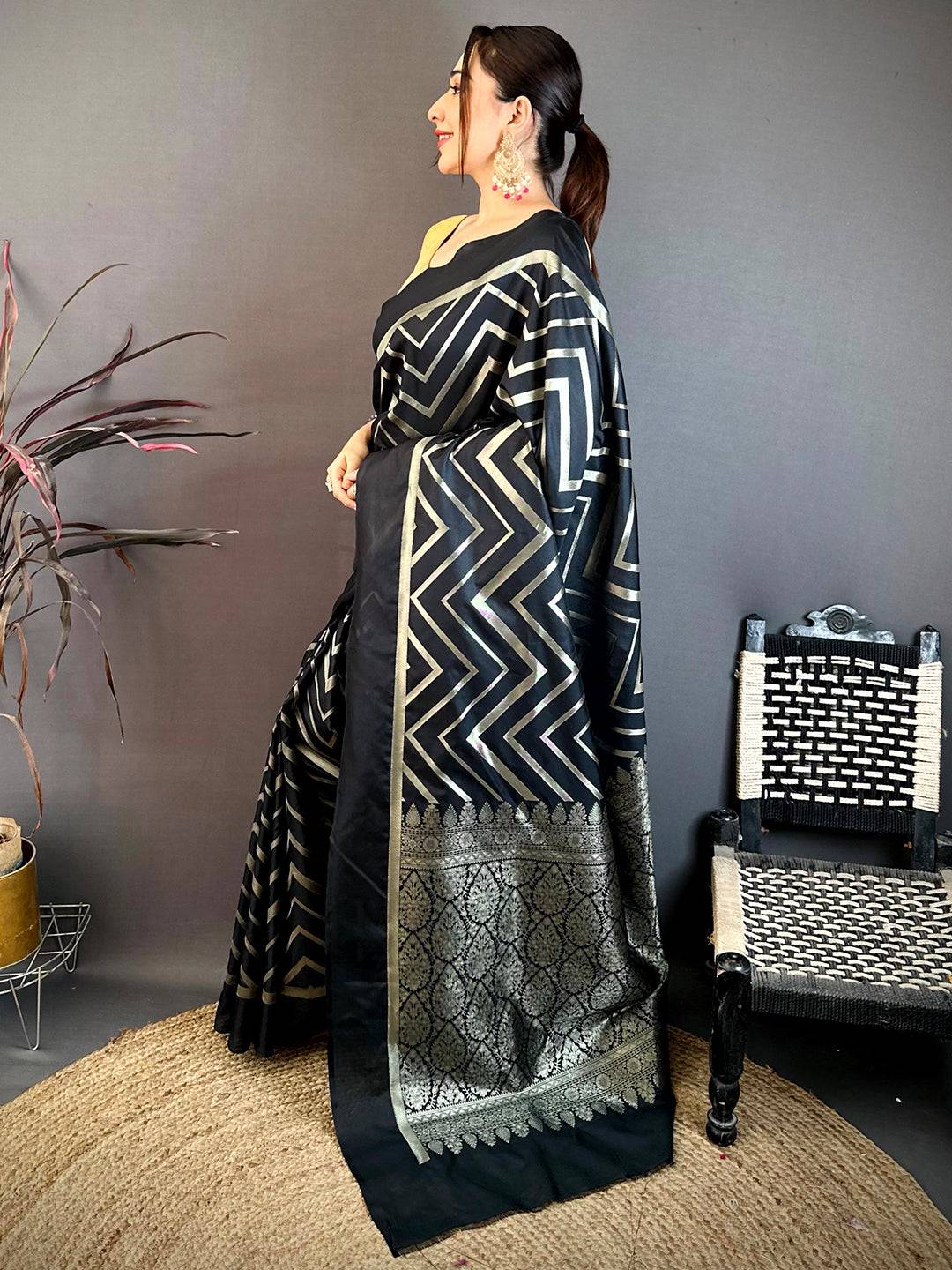 Black Geometric Zari Weave Banarasi Pattu Saree