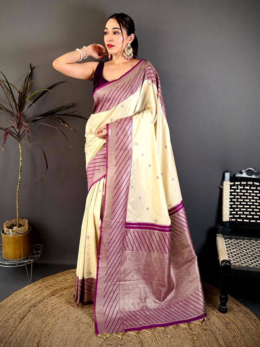 Classic Striped Soft Silk Zari Weave Pattu Saree