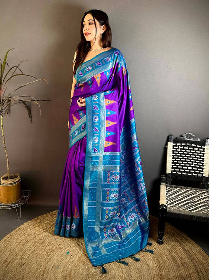 Graceful Soft Silk Patola Weave Pattu Saree