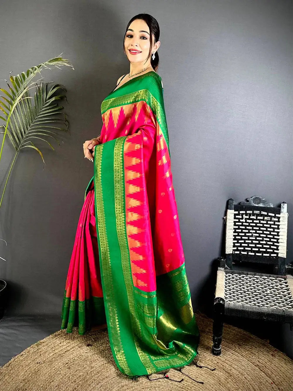 Pink Rudraksha Temple Weave Pattu Saree