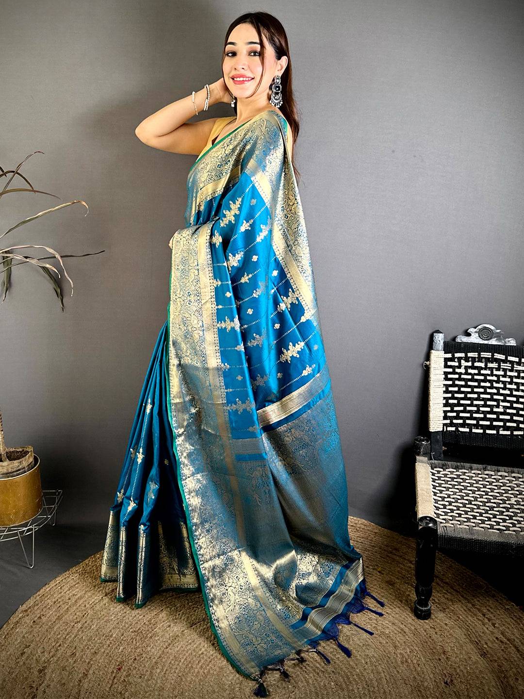 Regal Banarasi Katan Big Zari Border Pattu Saree