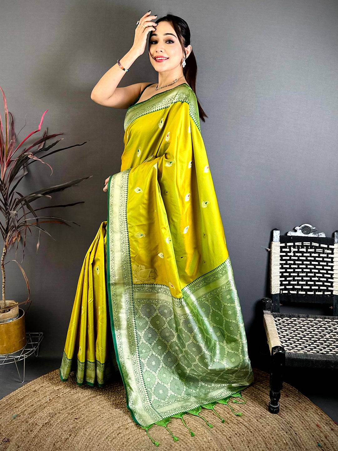 Lime Yellow Heritage Gadwal Silk Pattu Saree