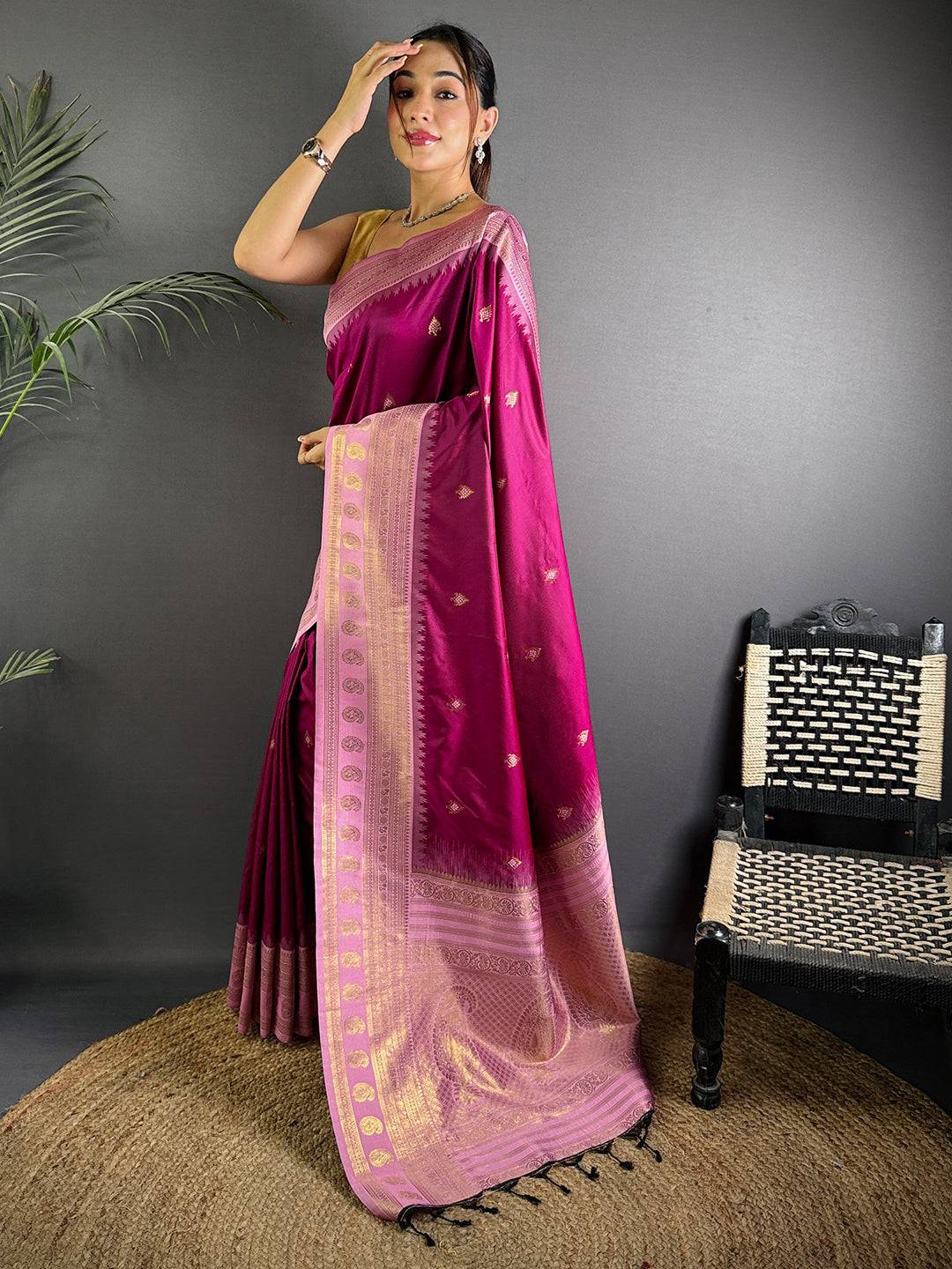 Wine Soft Silk Gadwal Border Pattu Saree