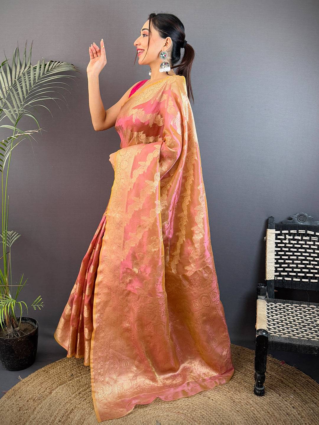 Rust Radiant Dual Tone Tissue Silk Pattu Saree
