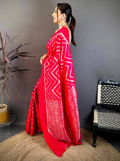 Pink Geometric Zari Weave Banarasi Pattu Saree