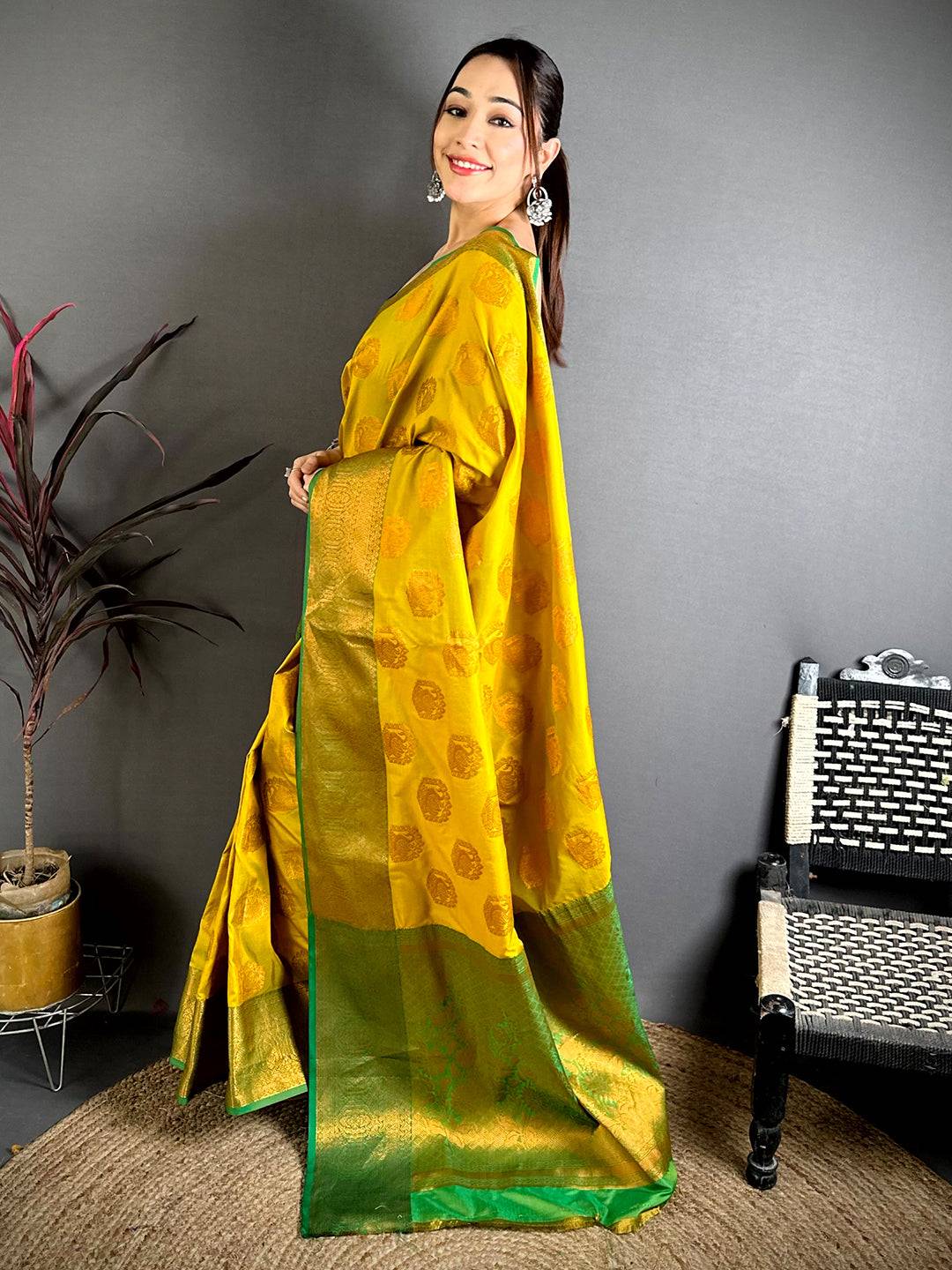 Artistic Copper Zari Banarasi Katan Silk Pattu S...

