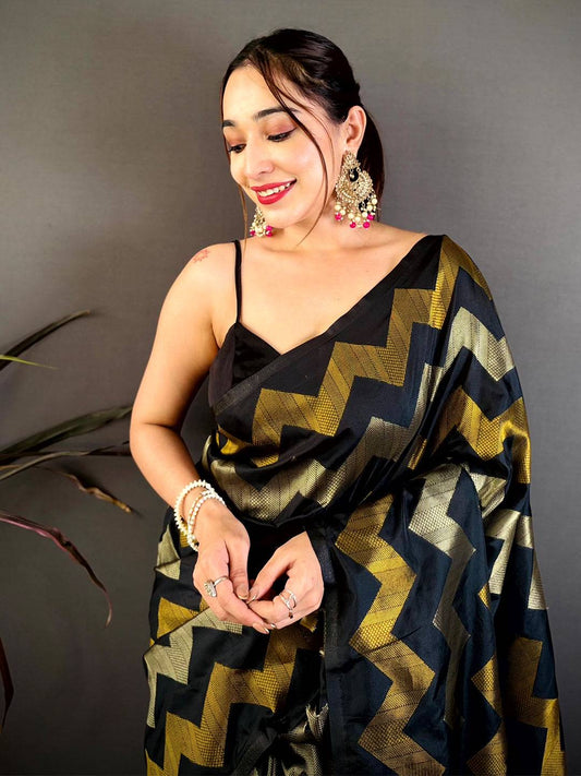 Black Soft Silk Geometric Zigzag Zari Pattu Saree