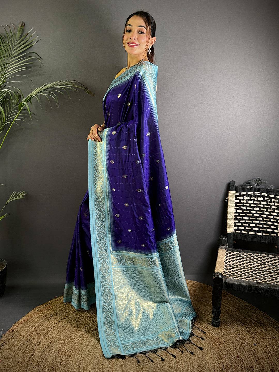 Traditional Purple Gadwal Soft Silk Pattu Saree