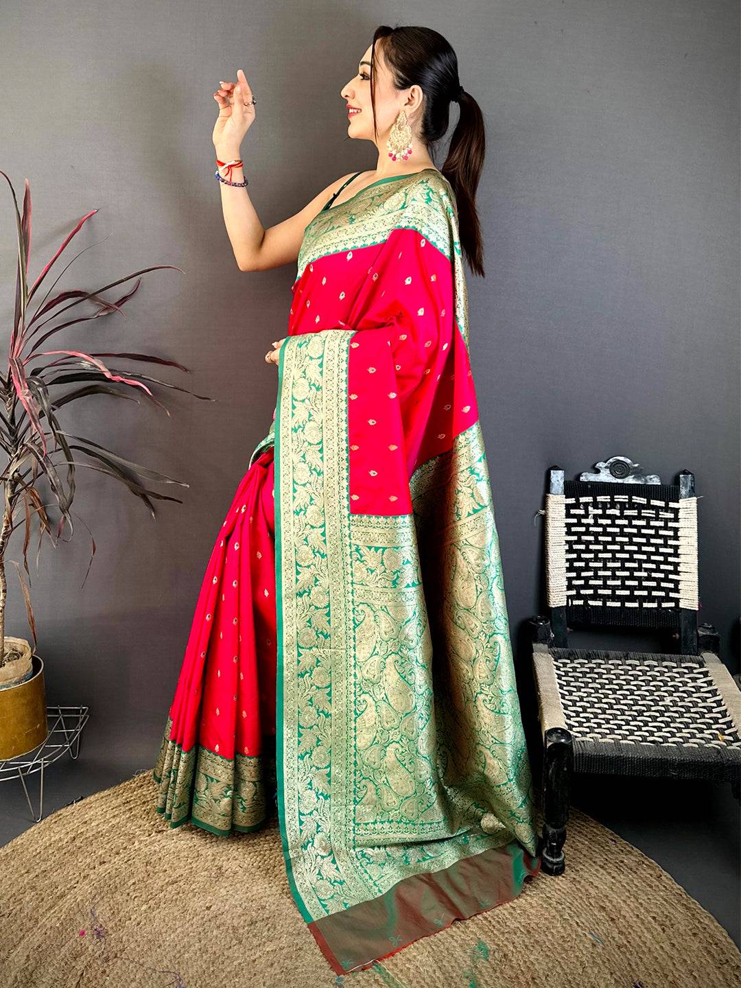 Bright Pink Soft Silk Kanjivaram Pattu Saree