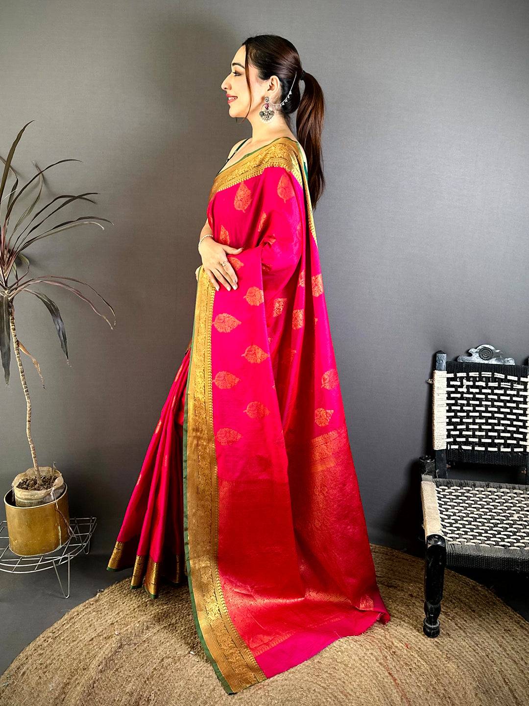 Royal Katan Tussar Feel Zari Border Pattu Saree