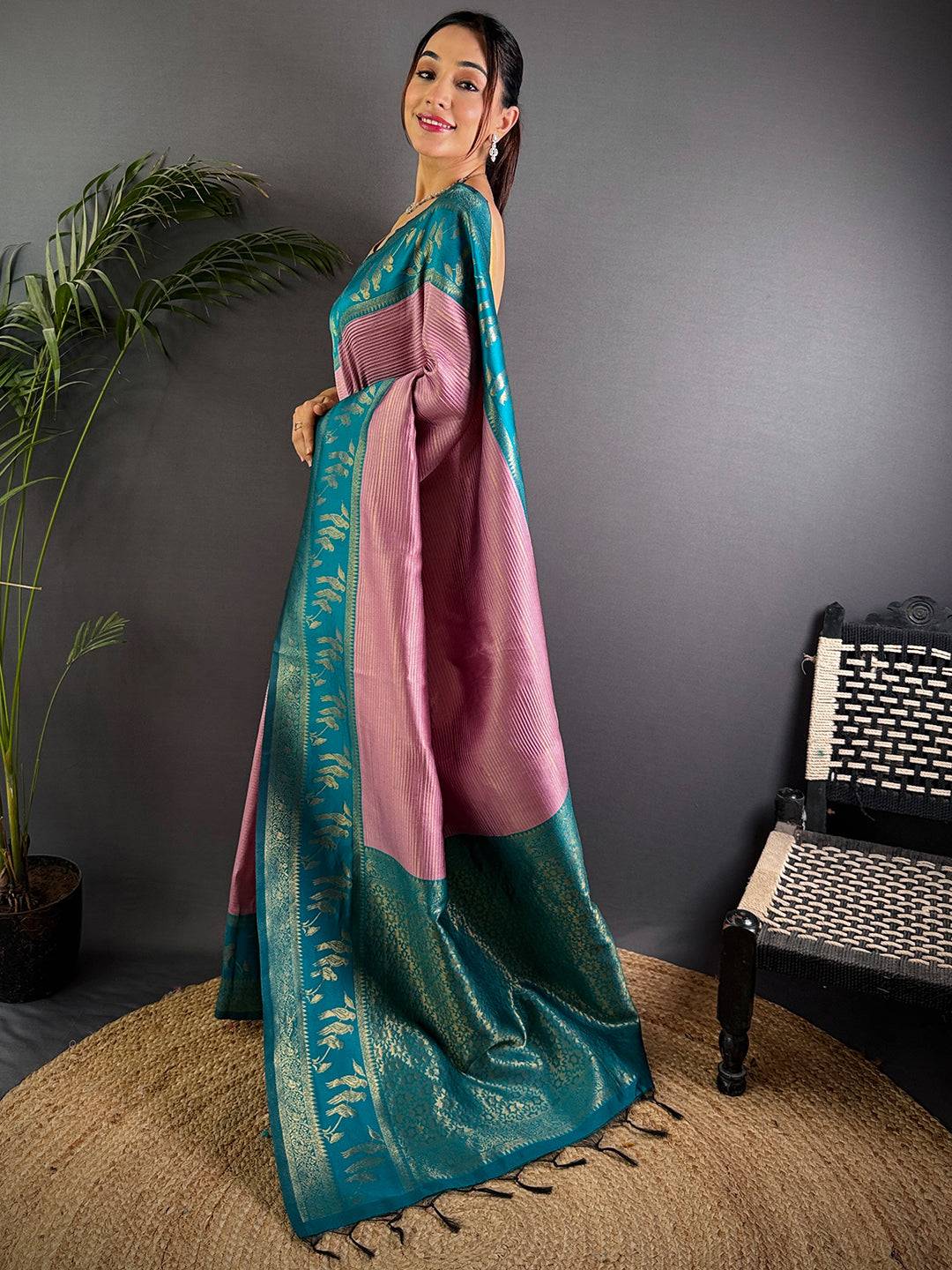 Pink Majesty Banarasi Katan Silk Pattu Saree