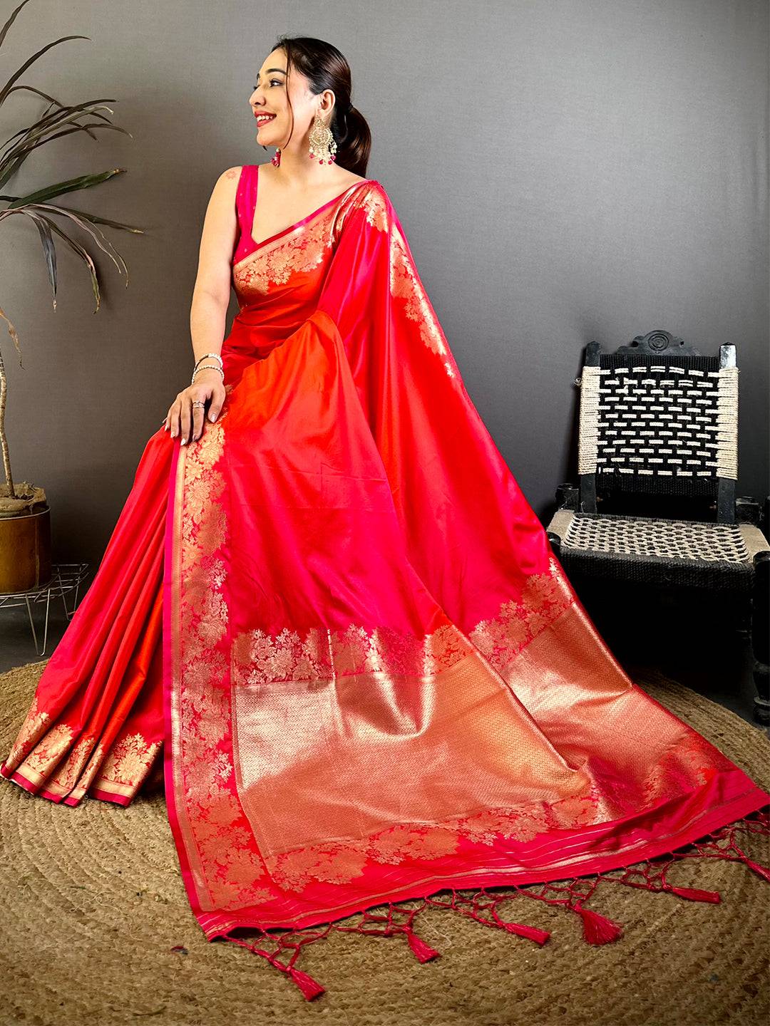Opulent Ombre Weaving Mashru Silk Pattu Saree