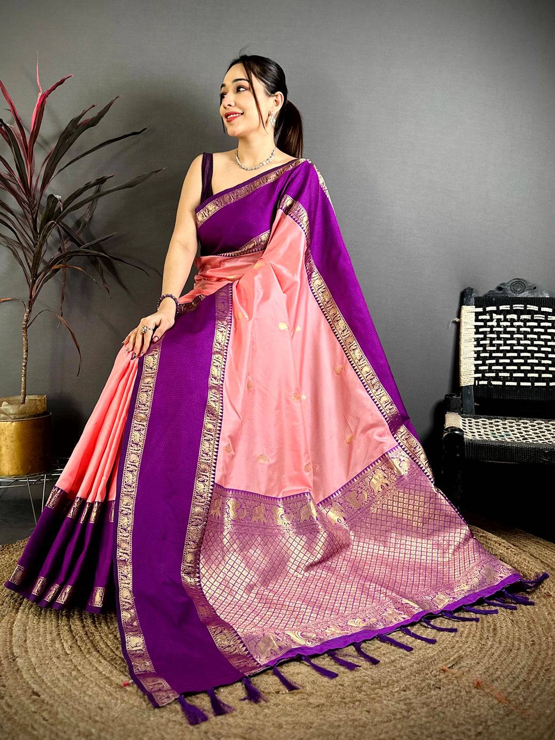 Peach Gadwal Pure Soft Silk Pattu Saree