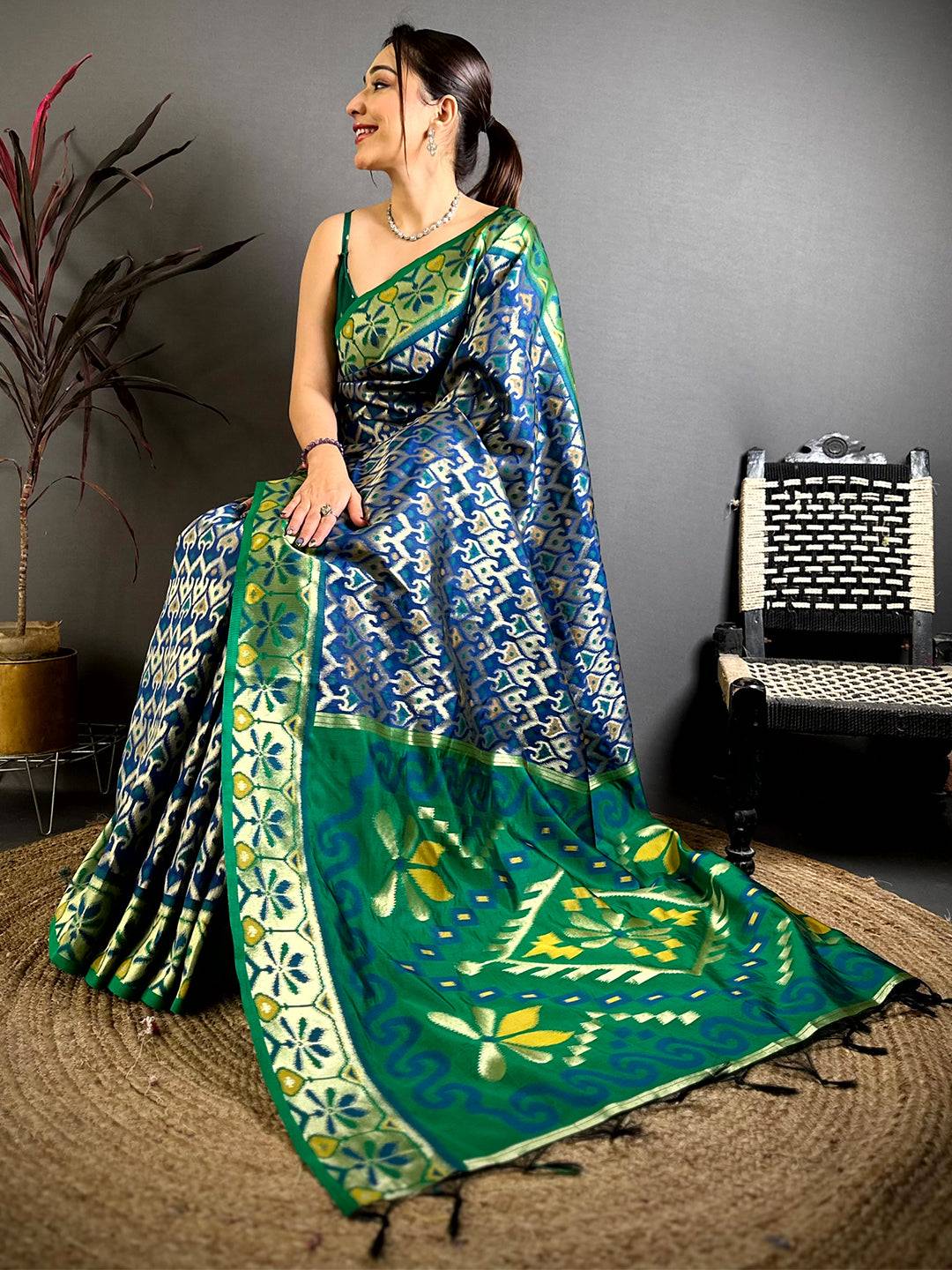 Royal Navy Ikkat Soft Silk Pattu Saree