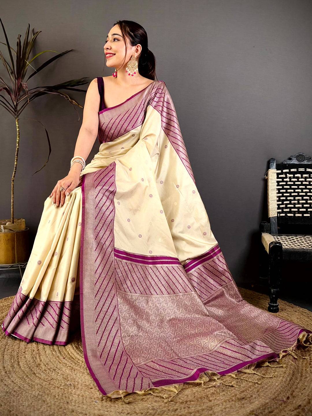 Classic Striped Soft Silk Zari Weave Pattu Saree