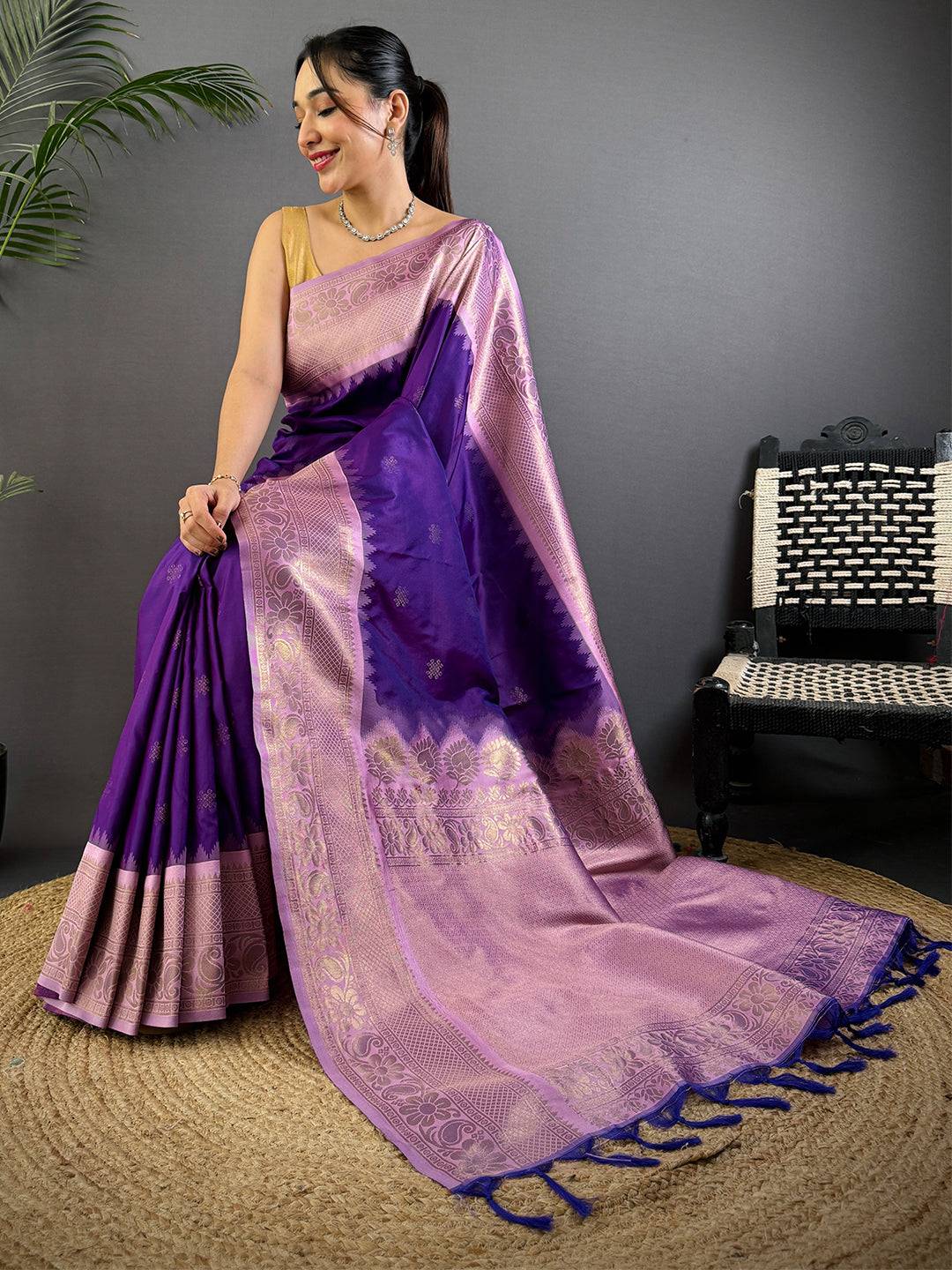 Purple Kolam Butti Gadwal Pattu Saree