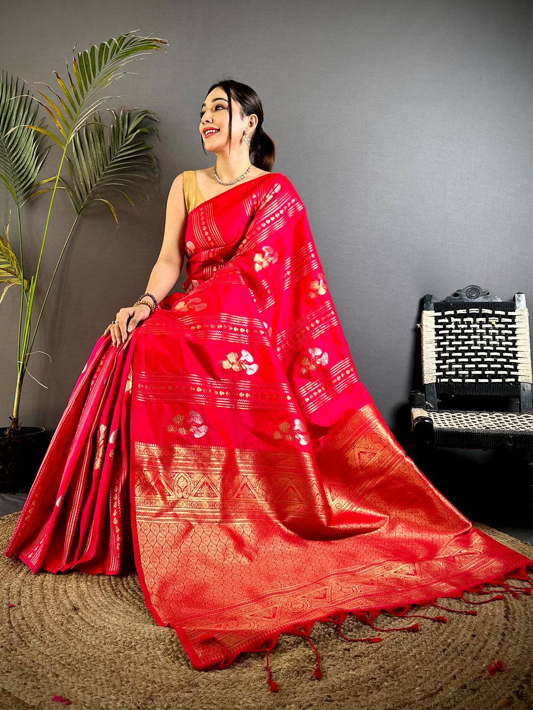 Red Sona Chandi Striped Silk Pattu Saree