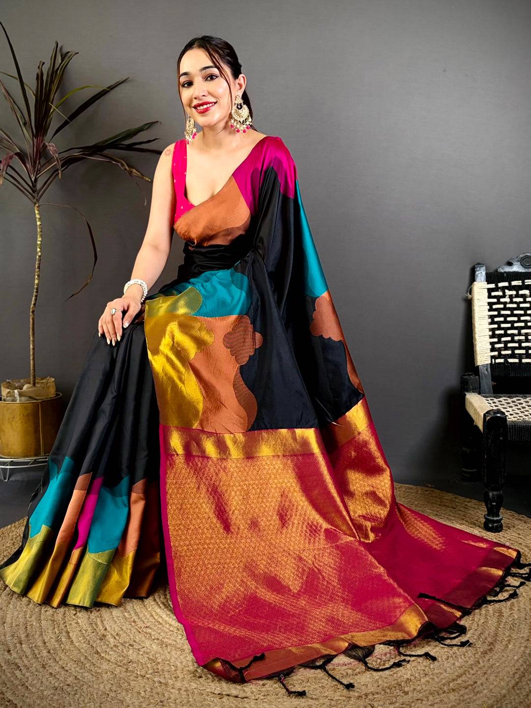 Soft Silk Colourblock Zari Weaving Pattu Saree