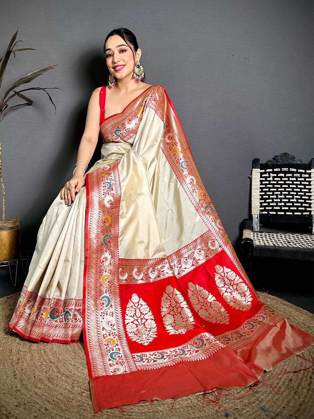 Cream Soft Silk Kanjivaram Pattu Saree